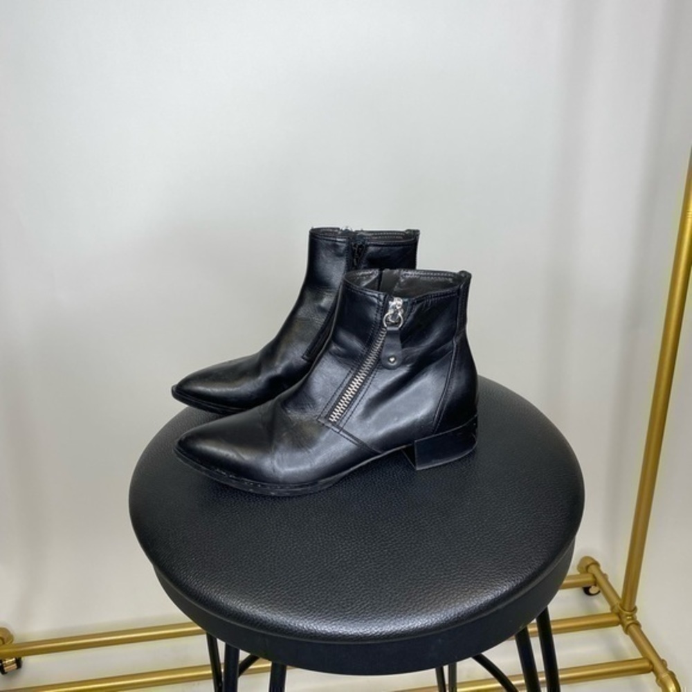 Napoleoni Black Leather Pointed-Toe Ankle Booties - Picture 7 of 14